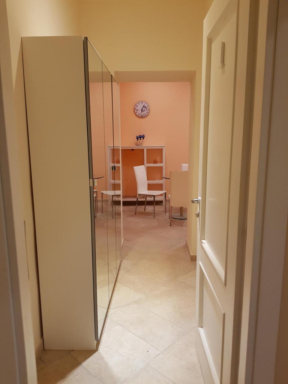Il Giardino Di Daphne Bed & Breakfast Наполи Екстериор снимка